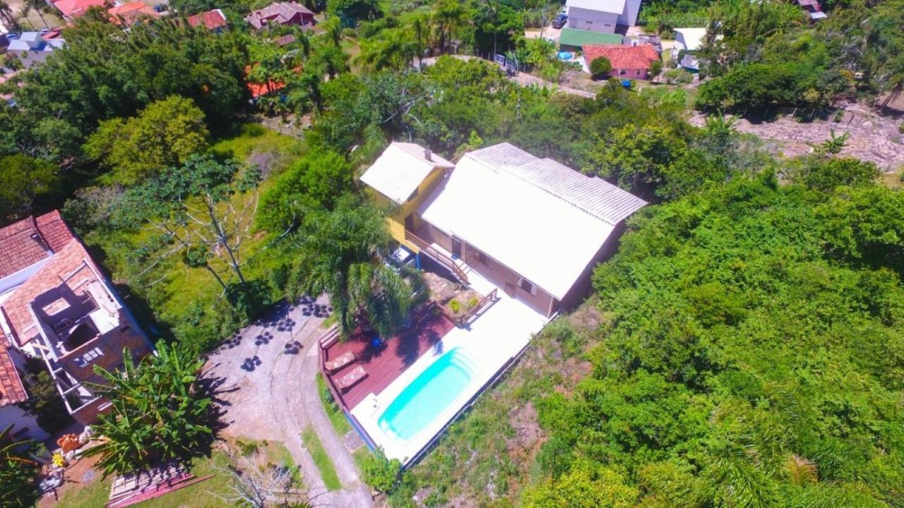 Casa Vista Privilegiada: Piscina E Conforto غاروبابا المظهر الخارجي الصورة