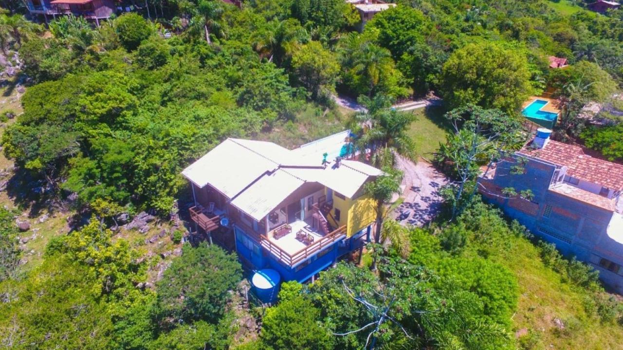 Casa Vista Privilegiada: Piscina E Conforto غاروبابا المظهر الخارجي الصورة